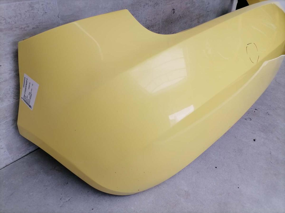 Skoda Fabia 2 5J original Sto&szlig;stange Stossf&auml;nger hinten Gelb 6226 Flie&szlig;heck Bj.2007